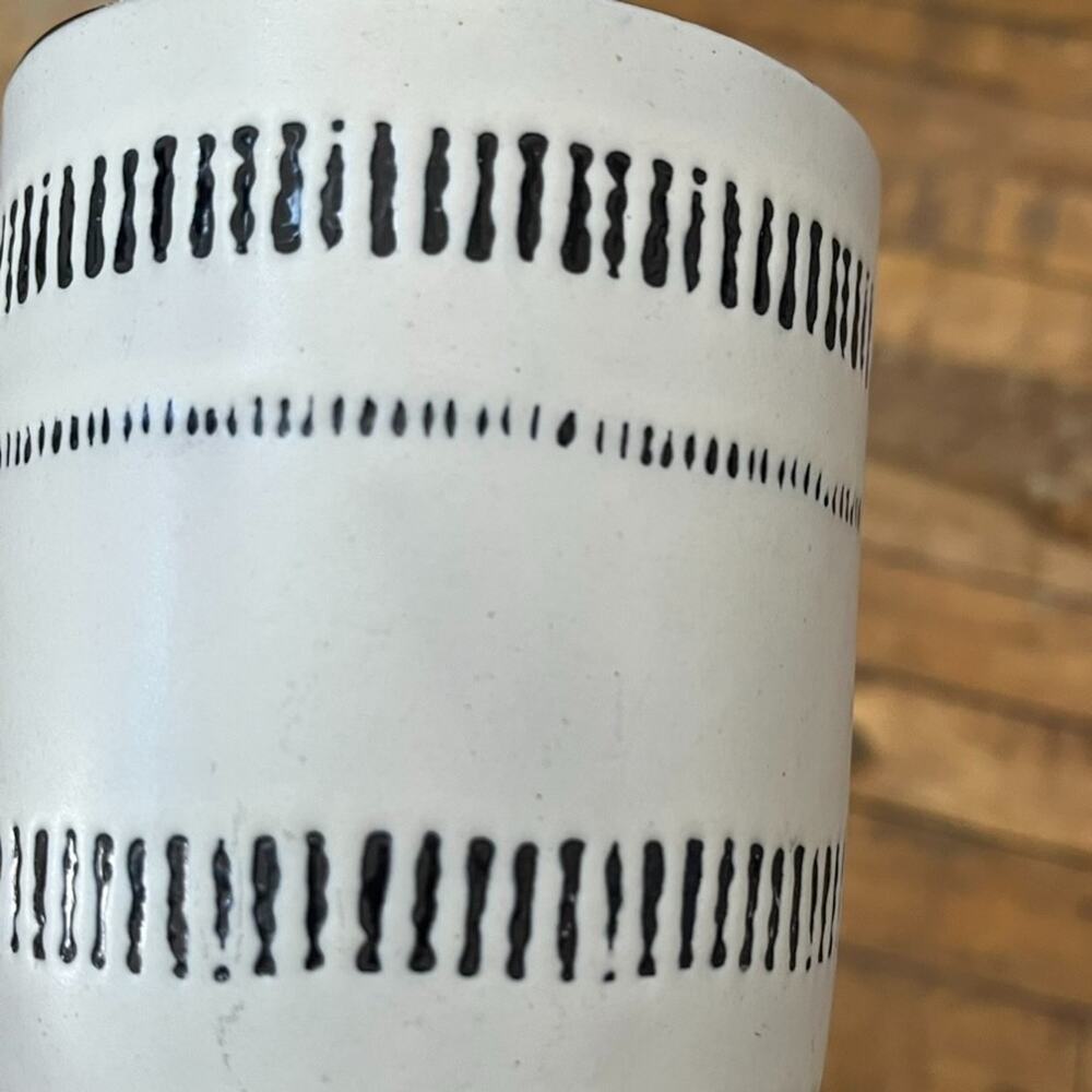 Hearth & Hand with Magnolia Stoneware Coffee Mug Cup 14oz White Black - Picture 8 of 12